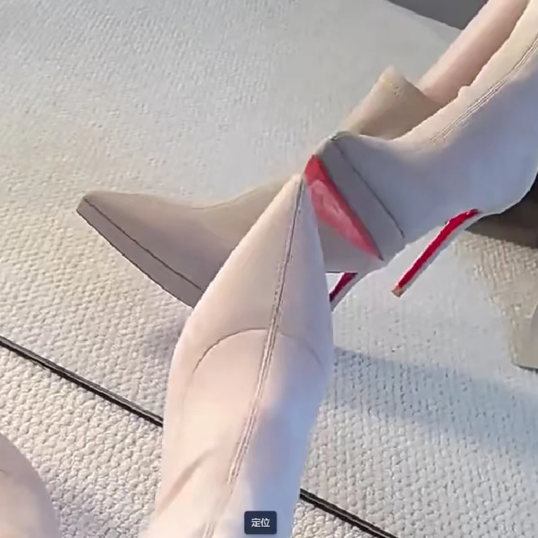 2025秋冬季新款时尚防水台弹力短靴女细跟性感红底尖头10cm瘦瘦靴