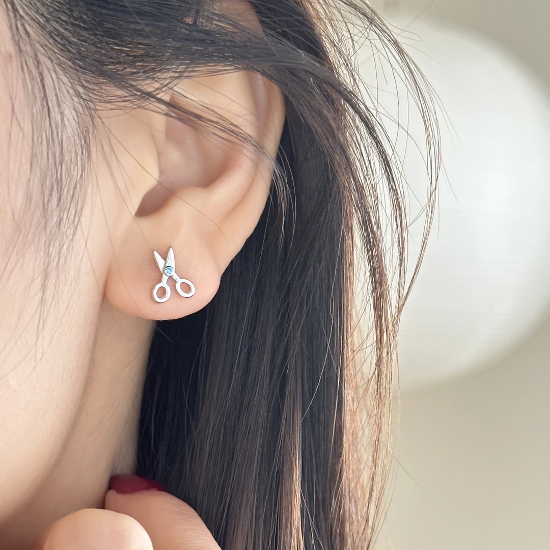 925银合成锆石耳饰 ins风时尚简约百搭气质女剪刀耳钉1#3740