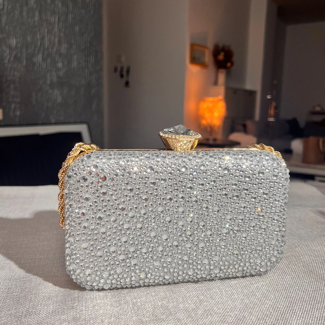 33银色晚宴金莎钻闪面时尚手提钻包晚宴包斜挎手拿包BX1013