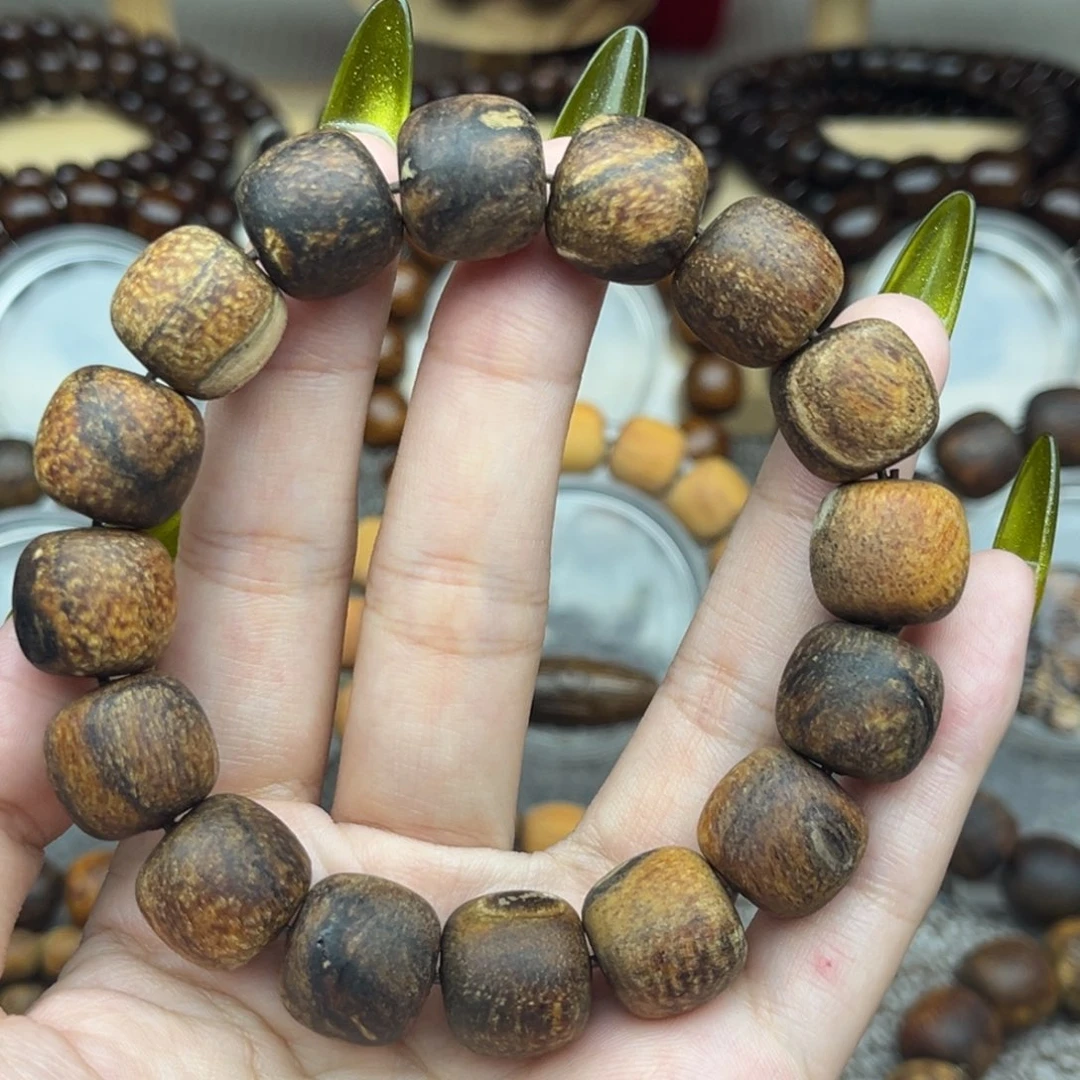 贡木印尼13/14火彩龙瑕疵虫漏