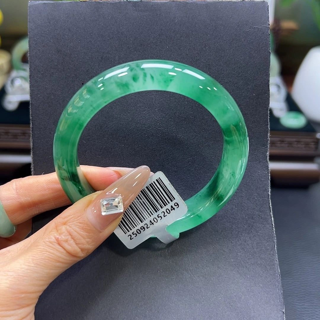 石英质玉（非洲翠）未镶嵌手镯58-59