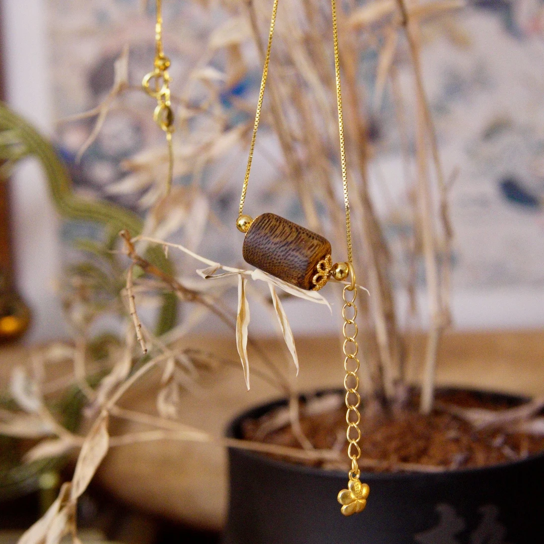 沉香奇楠沉香桶珠锁骨链吊坠 3925