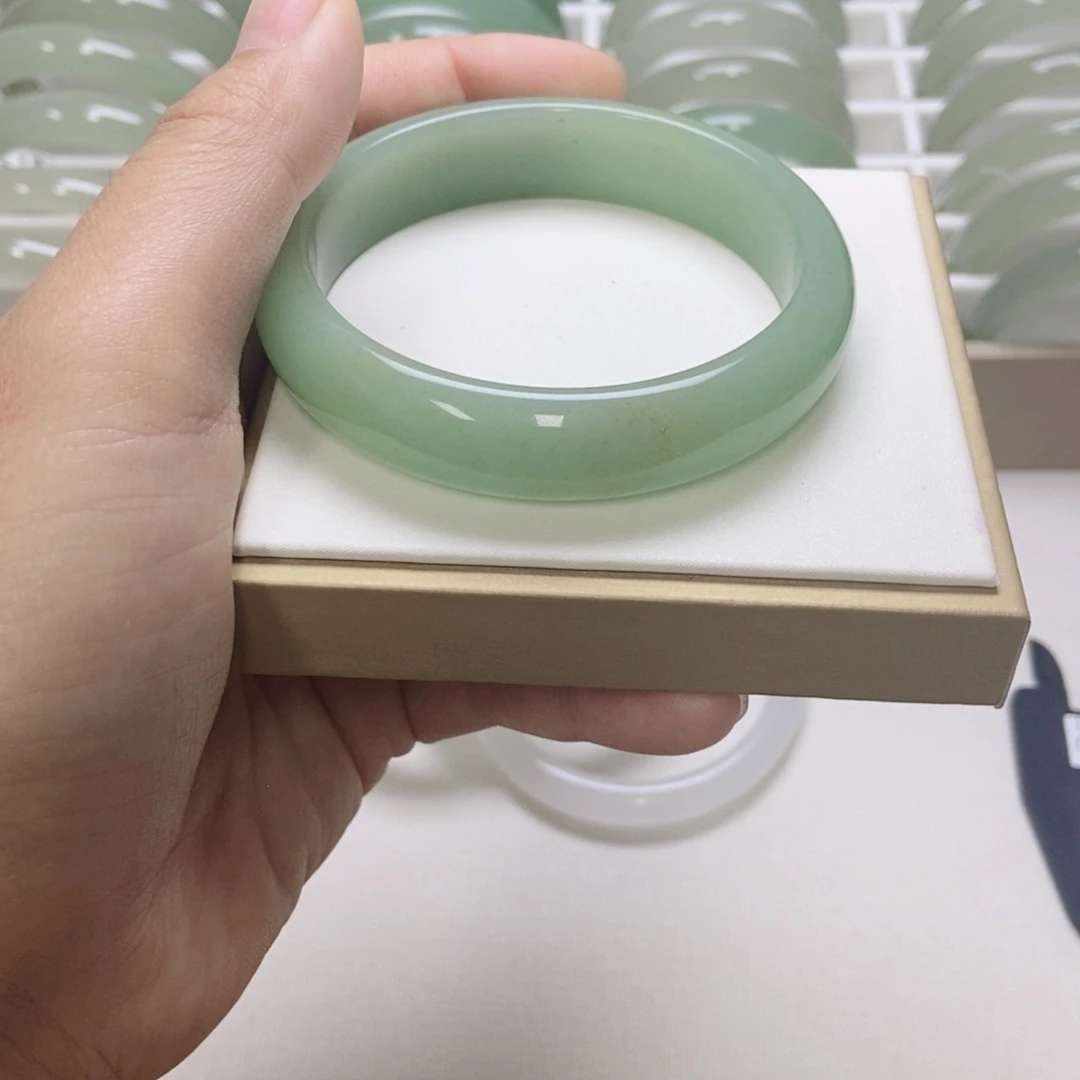 未镶嵌手镯东陵石