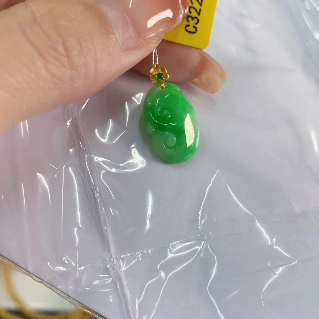 吊坠(不含链)18K金镶嵌翡翠