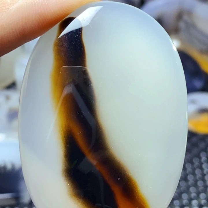 玛瑙/玉髓未镶嵌珠宝半成品