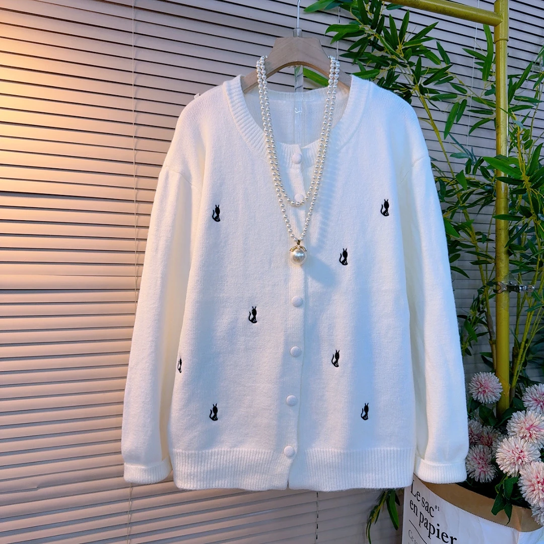 8311胖妹妹欧货时尚纯色圆领提花刺绣设计感显瘦百搭针织开衫