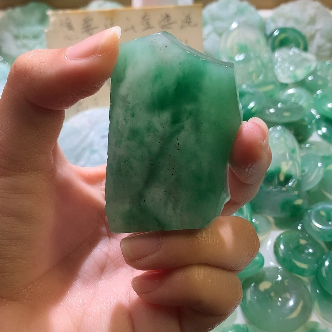 石英质玉未镶嵌珠宝半成品