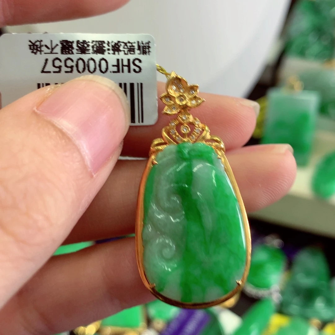翡翠18K金镶嵌吊坠(不含链)