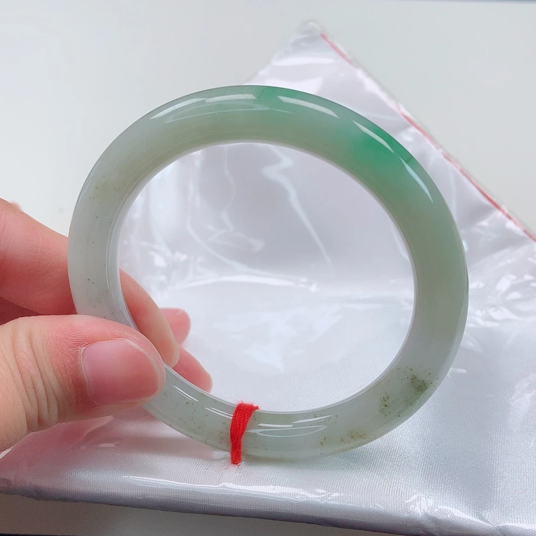 翡翠手镯未镶嵌54圆条