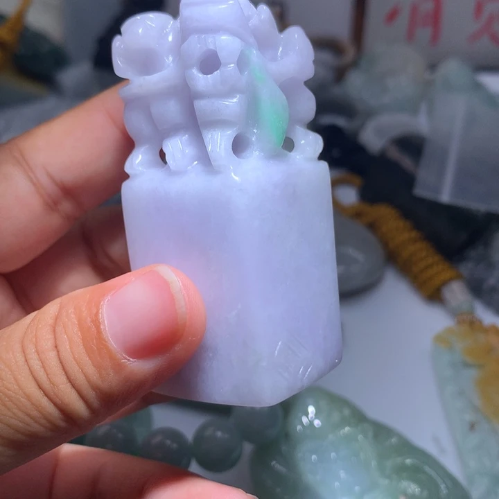 翡翠未镶嵌颈饰保真天然A货翡翠