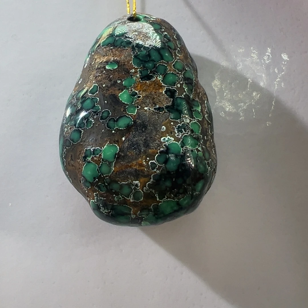 绿松石未镶嵌挂件