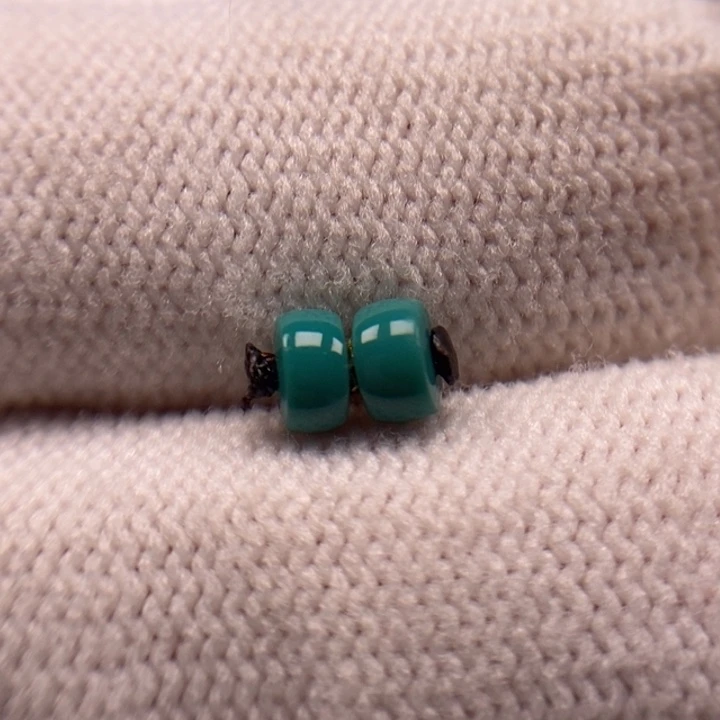 未镶嵌绿松石珠宝奇石直切对珠4.5mm福利款AA562