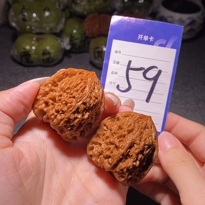 文玩核桃把件高炮南疆40左右