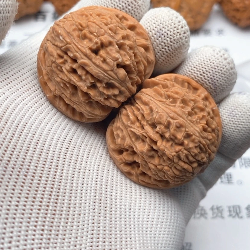 【闪购商品】把件文玩核桃17泥鳅背