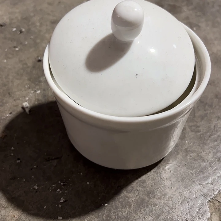 陶其它陶瓷炖盅一个