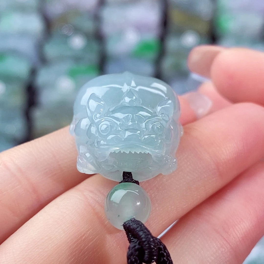 颈饰未镶嵌翡翠天然