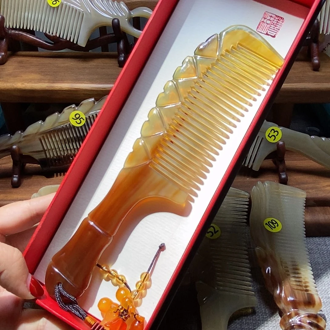 096 枫叶牛角梳牛角梳