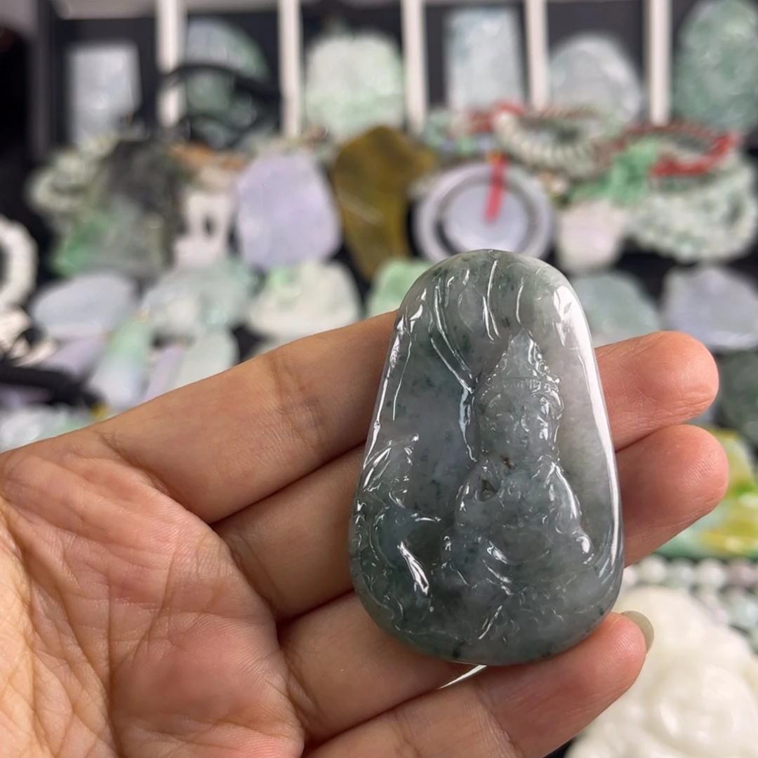 吊坠(不含链)未镶嵌翡翠