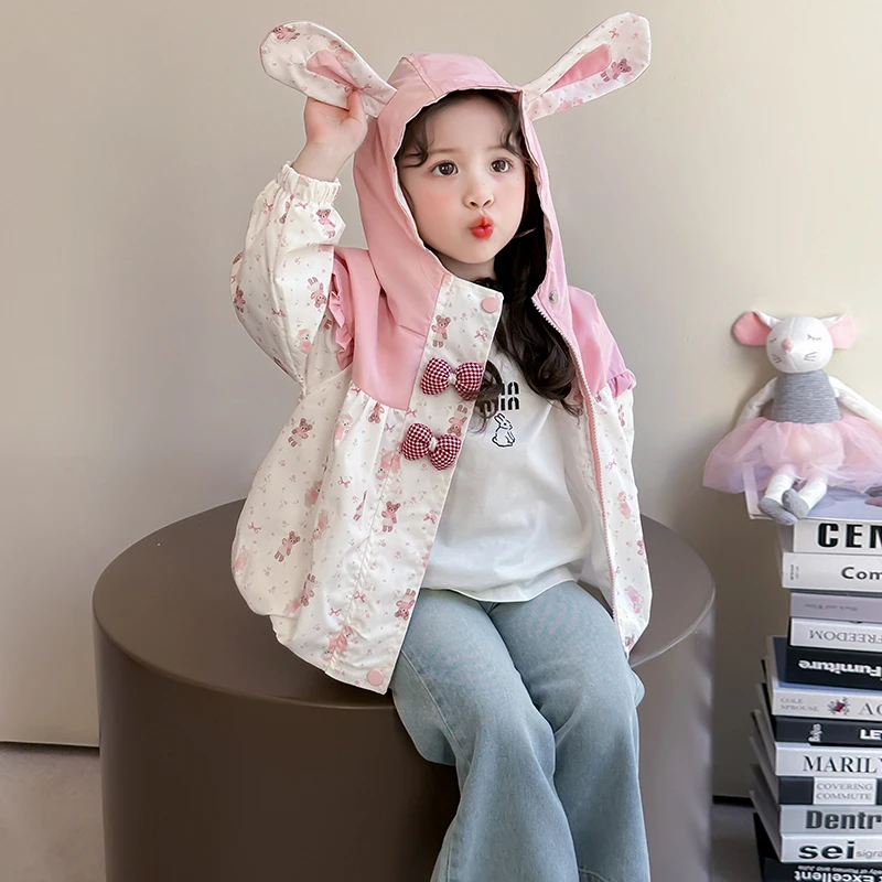 女童卡通外套2025新款儿童春秋装韩版洋气女宝宝春季连帽可爱外套