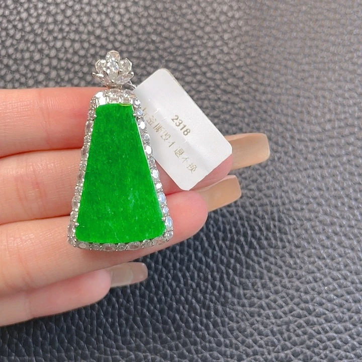 颈饰银S925镶嵌翡翠