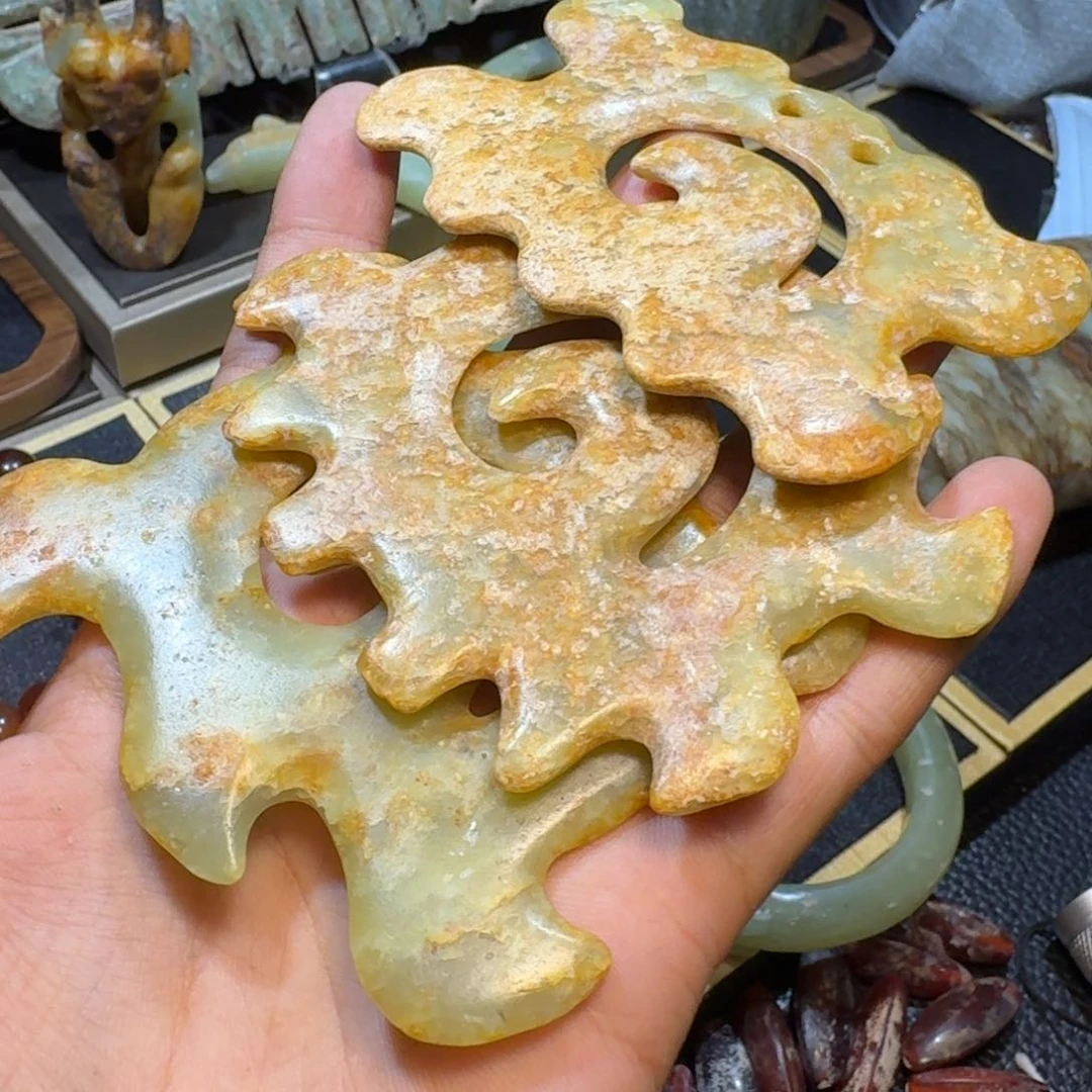 玉玉摆件勾云佩器形