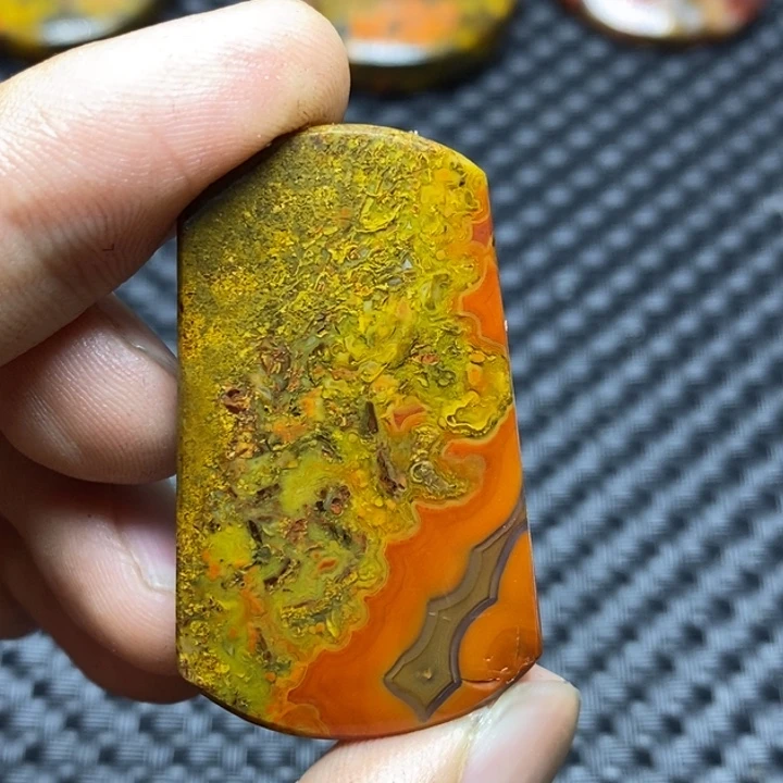 玛瑙/玉髓颈饰未镶嵌用****3