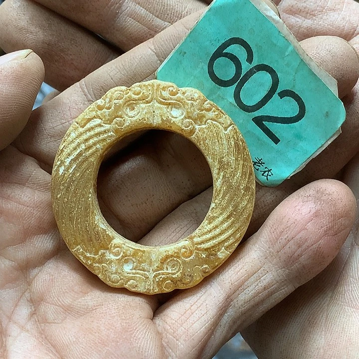 未镶嵌和田玉挂件