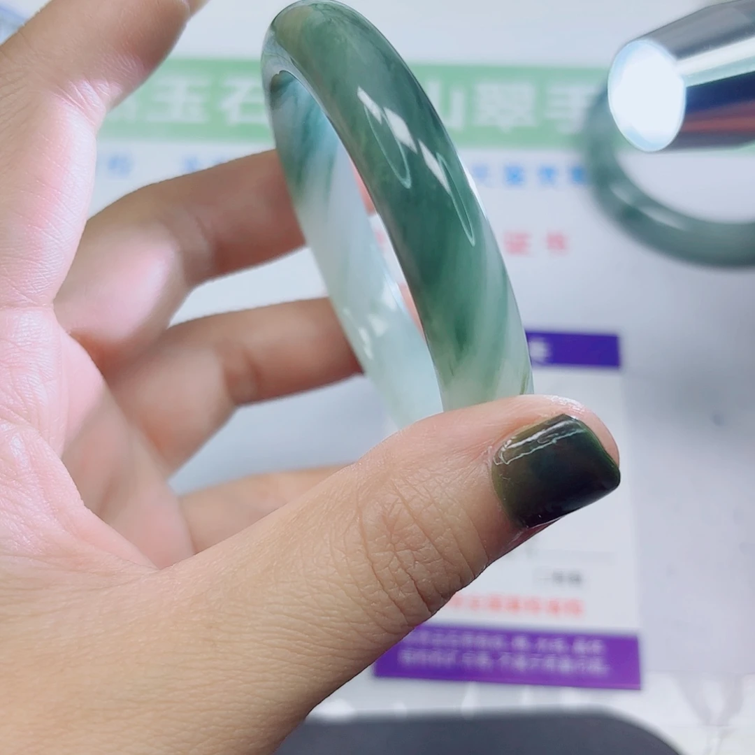 石英质玉未镶嵌手镯72/54