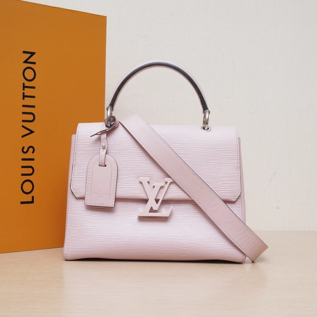 95新 LouisVuitton/路易威登 【花花】 粉色EPI水波纹 2018斜挎包