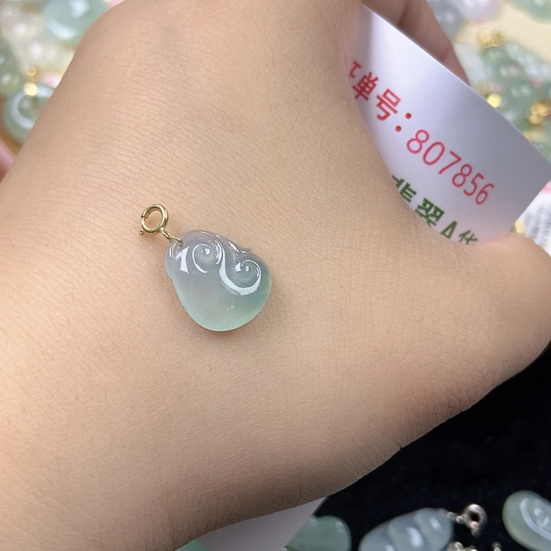 未镶嵌挂件翡翠天然