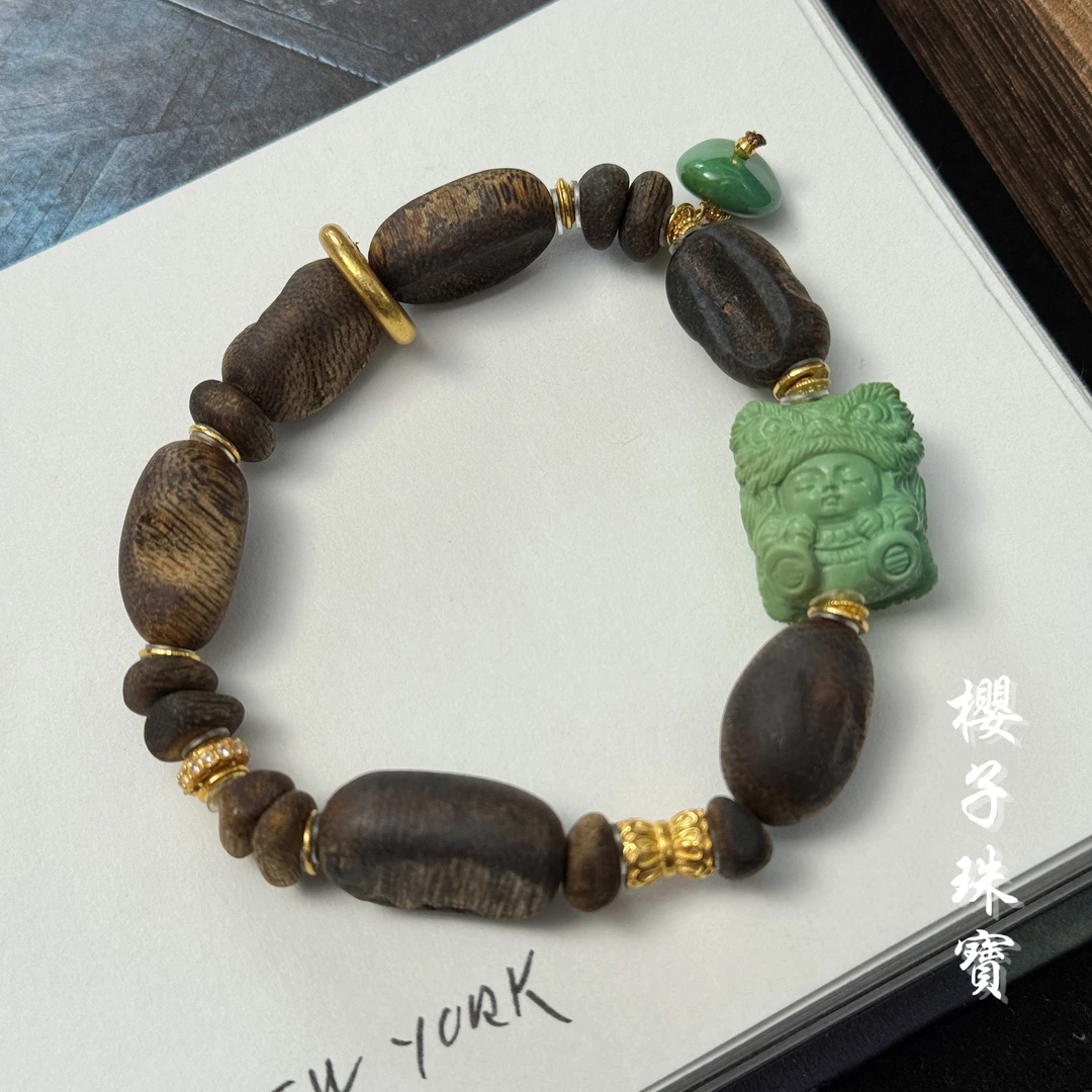 樱子| 醒狮 18K随形留疤沉香原矿绿松醒狮时尚设计手串*YZCXS2908
