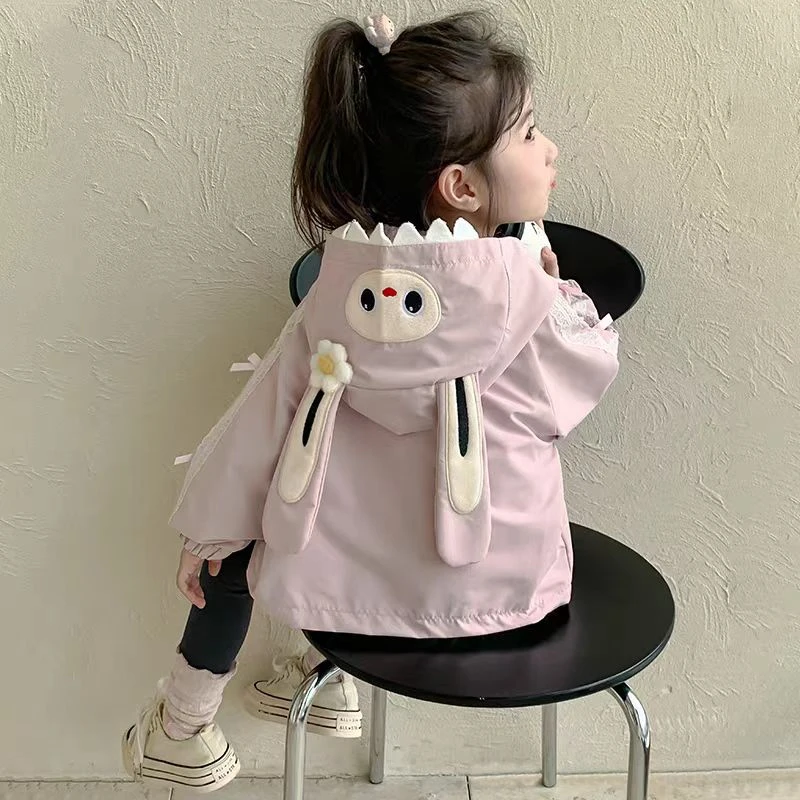 2025女宝秋新款儿童洋气百搭连帽重工刺绣甜美可爱女宝秋款外套