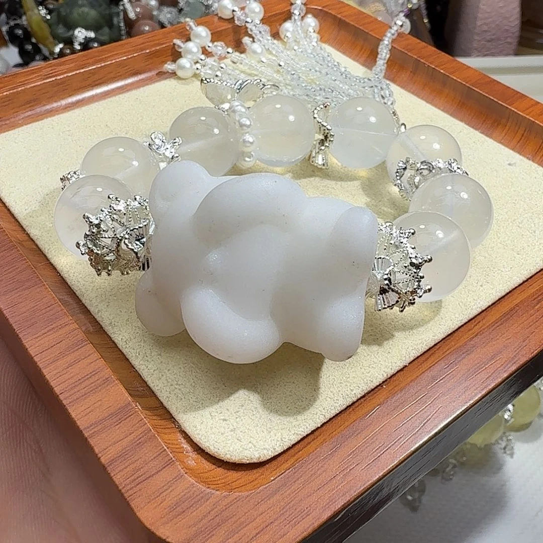 未镶嵌水晶手链水晶手链