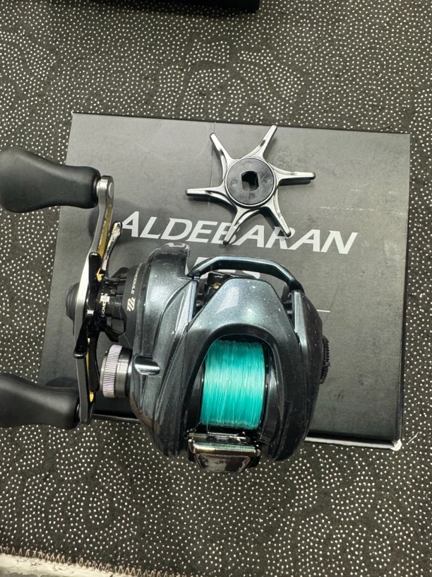 99#路亚水滴轮，阿德bfs左手8.9五代泄力上线未下水无伤书盒齐全