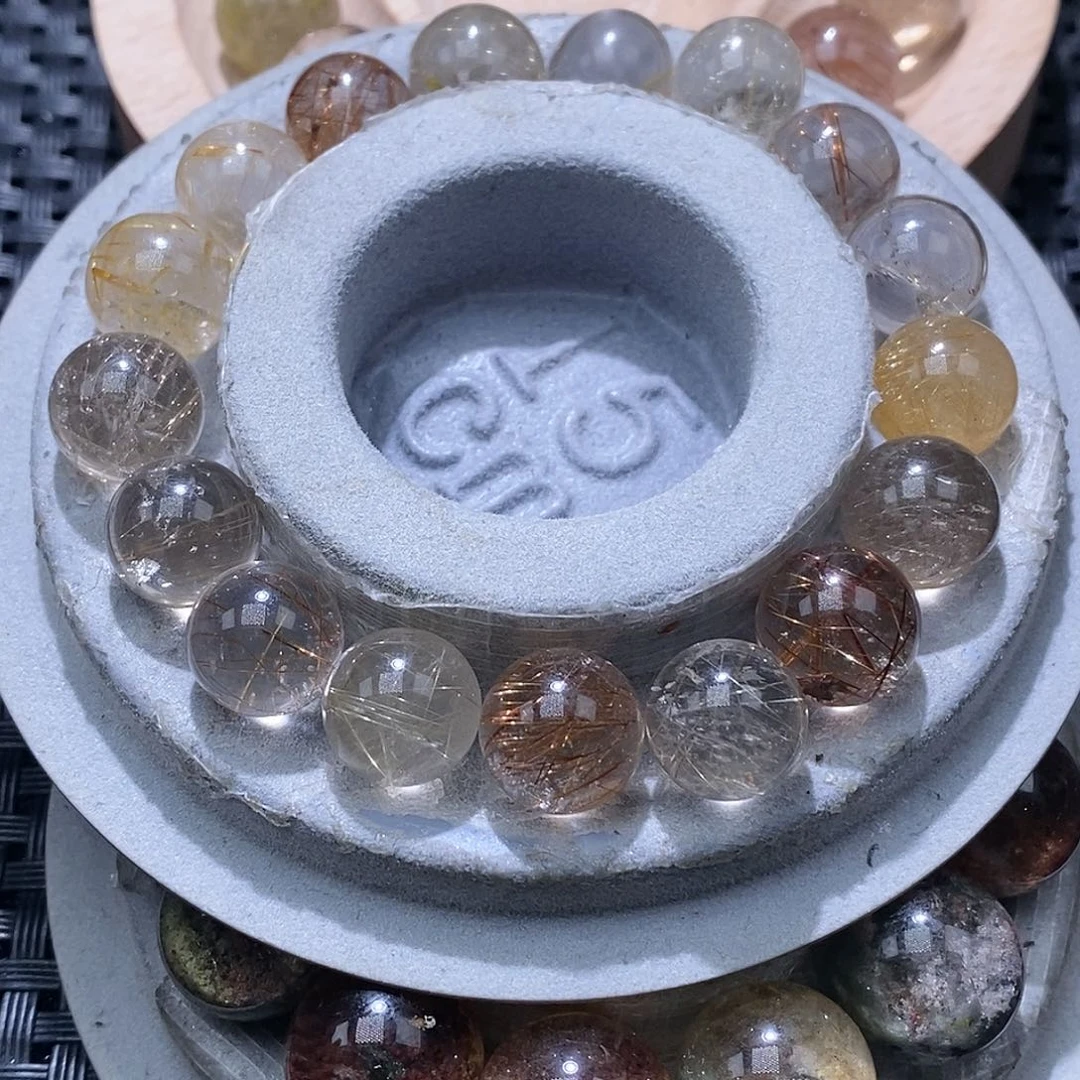 大***纷发晶未镶嵌手链天然水晶