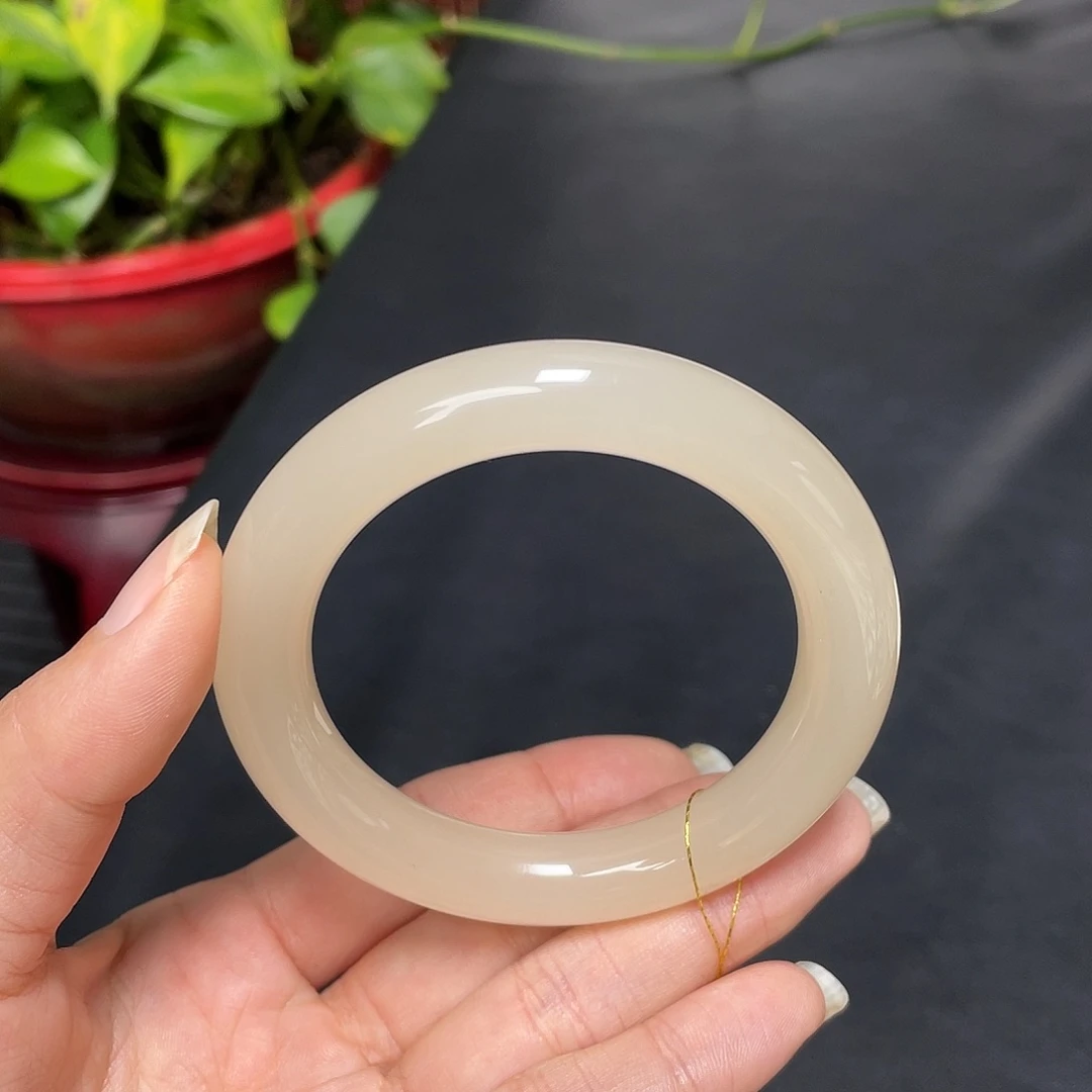 和田玉未镶嵌手镯-冰胶全藕粉 大胖圆