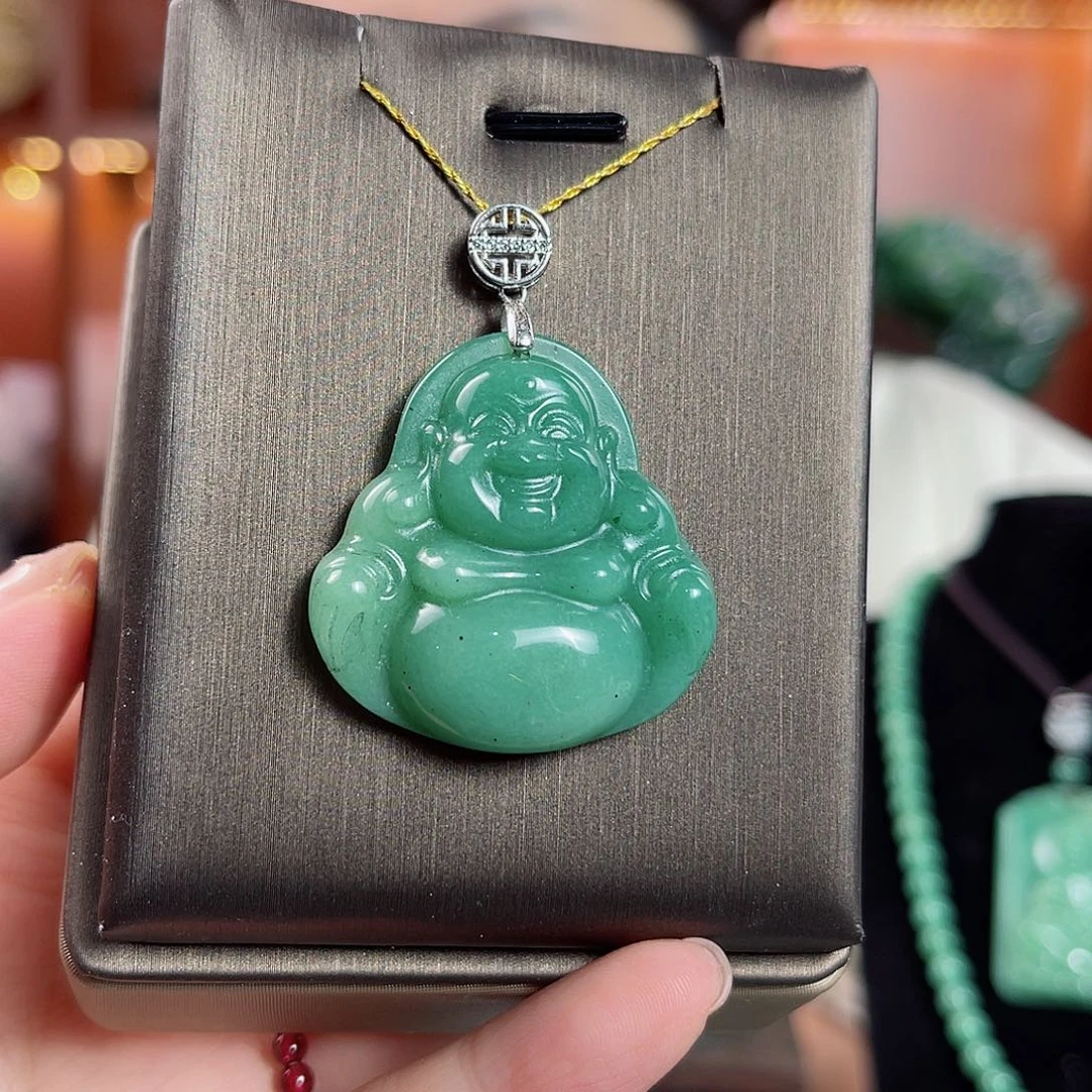 密玉（石英质玉）颈饰未镶嵌