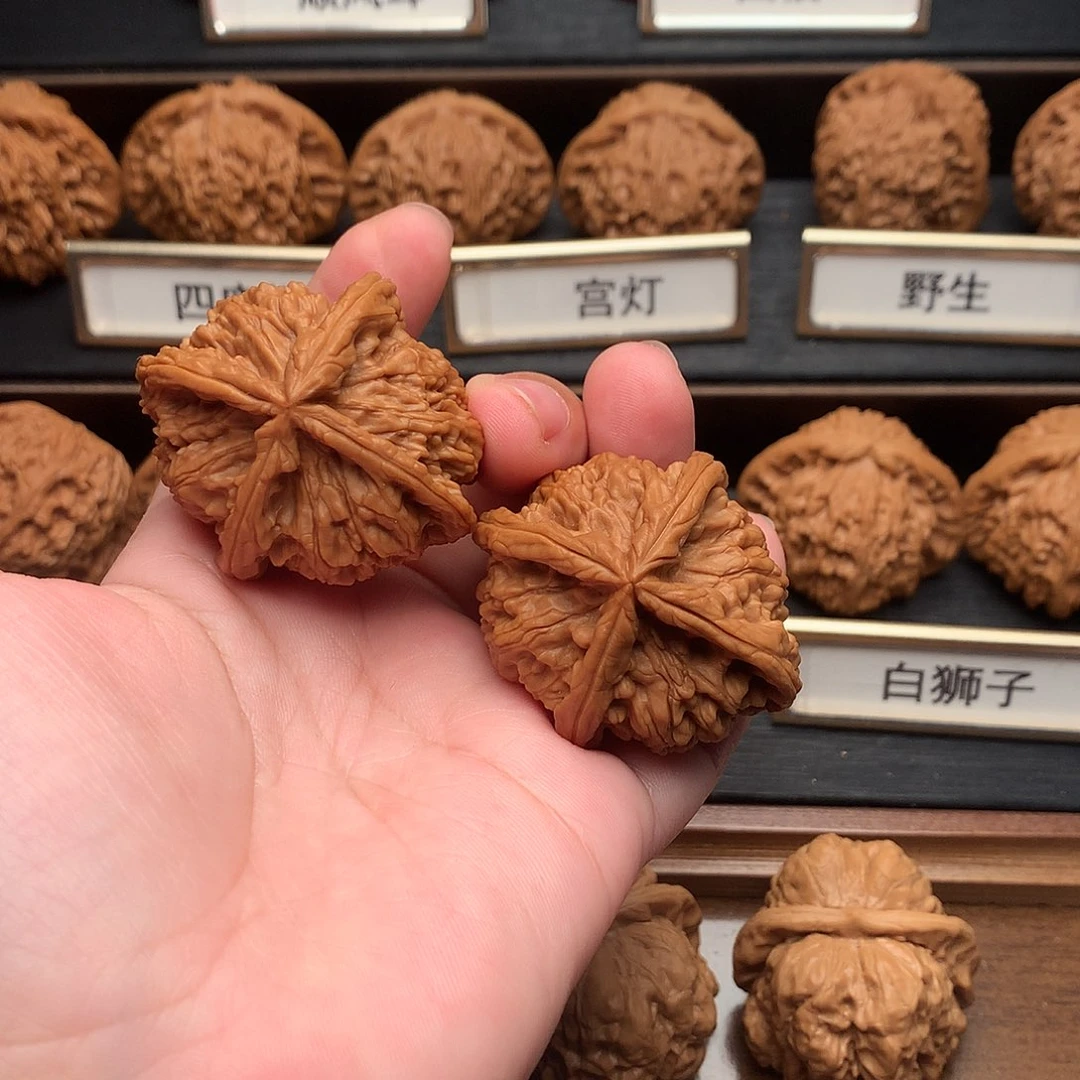 文玩核桃吊坠狼*生58号四棱