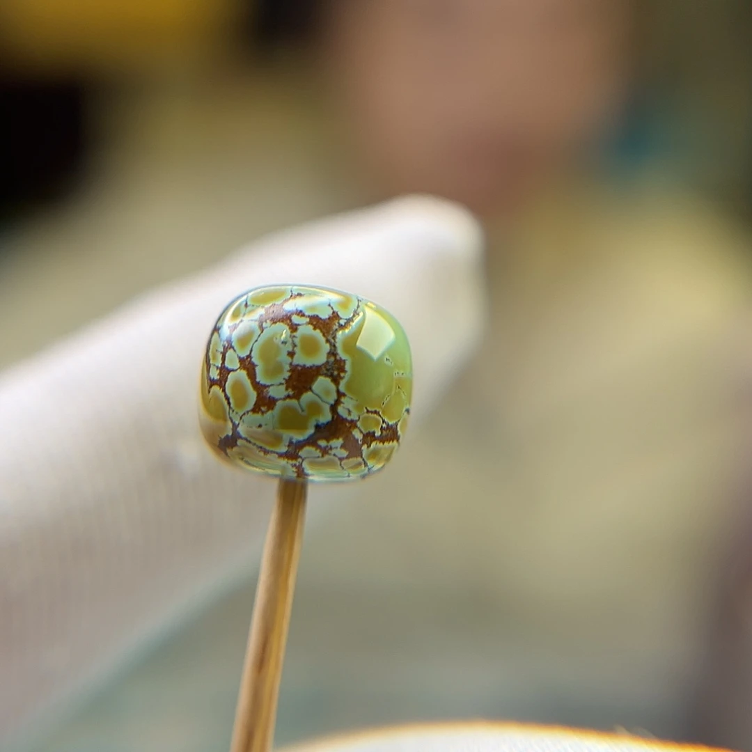 绿松石未镶嵌珠宝奇石10.5