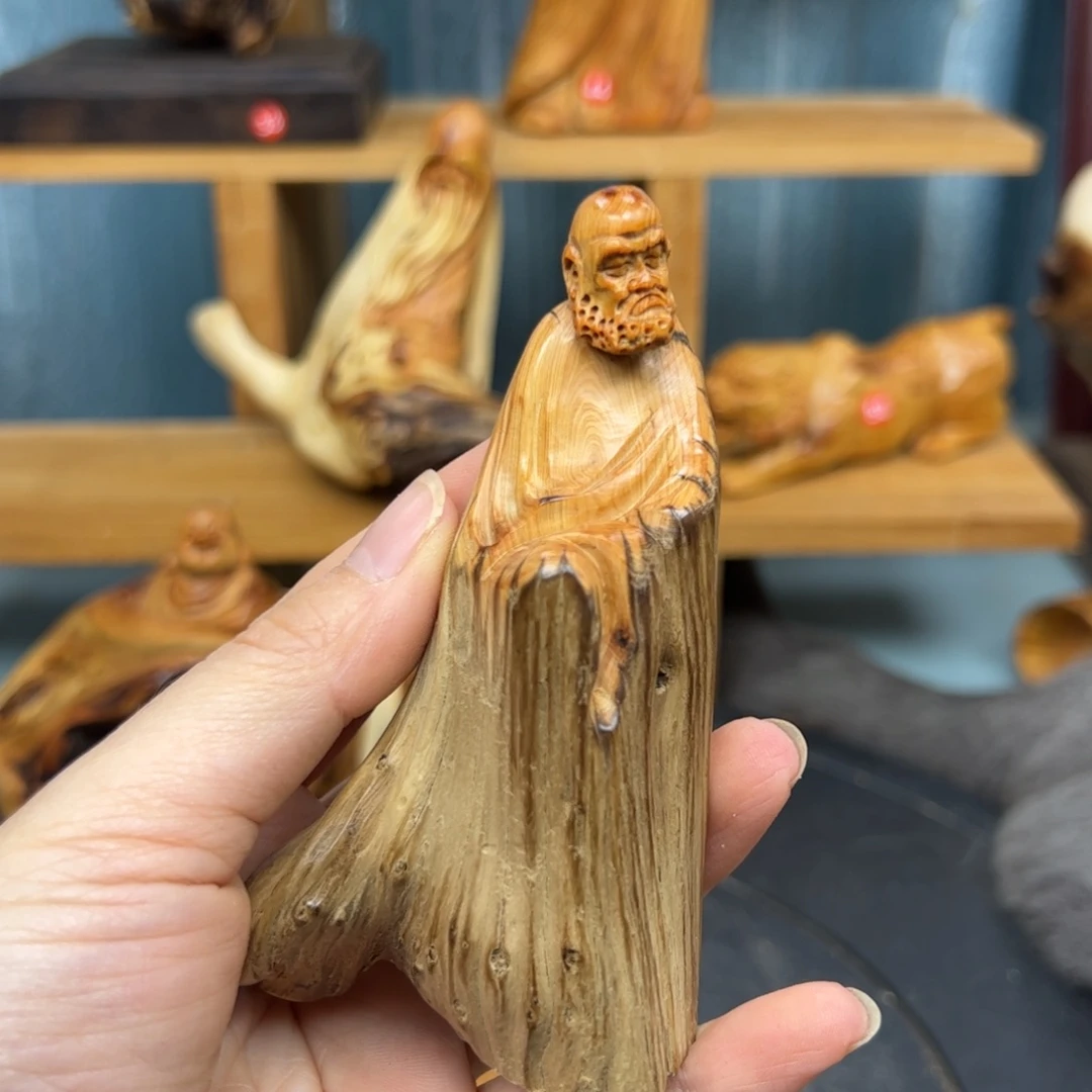木快****呐崖柏木摆件手把件