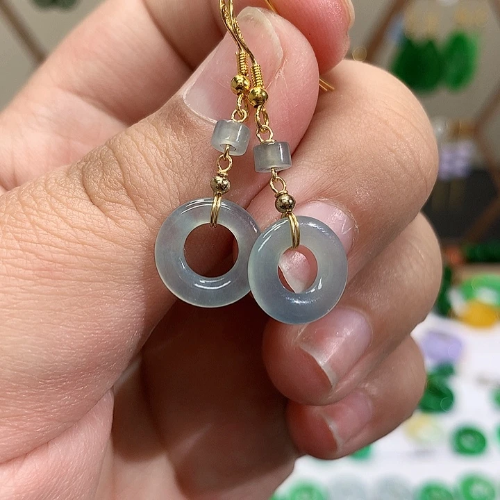 未镶嵌翡翠耳饰天然翡翠耳饰