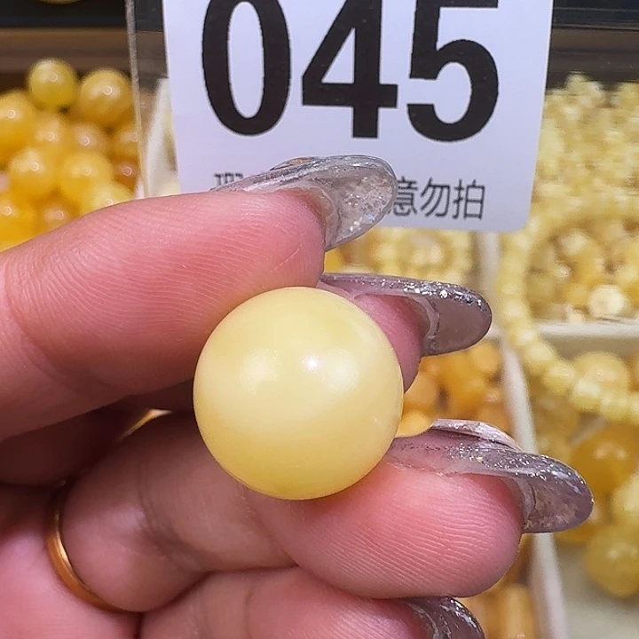 琥珀未镶嵌裸石15.3微微瑕