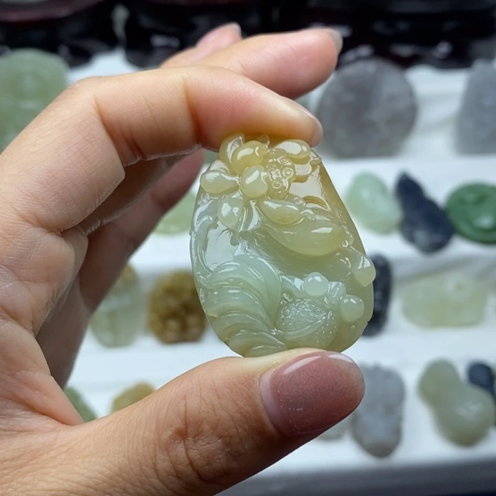 和田玉（碧玉）未镶嵌颈饰35