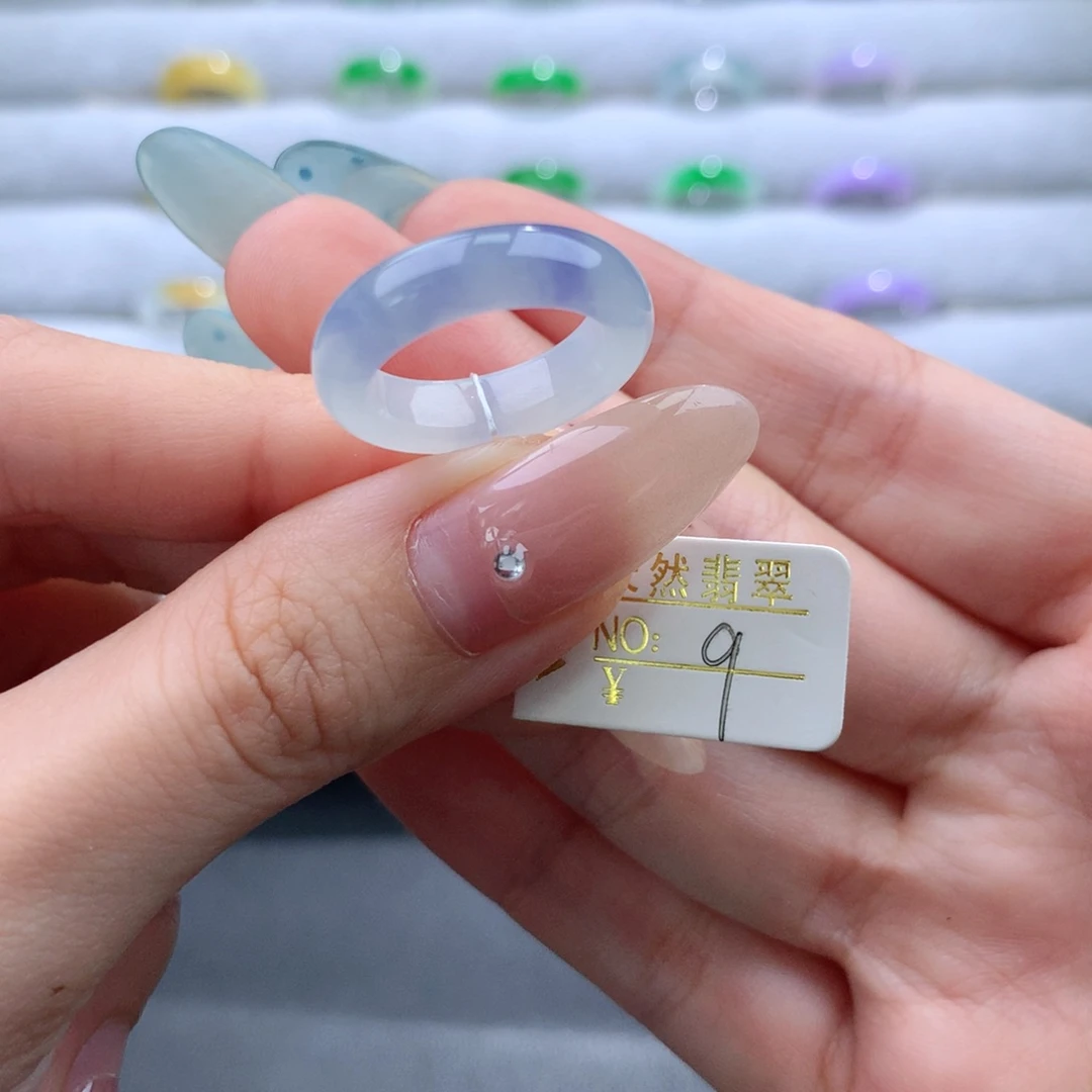 未镶嵌戒指翡翠戒指