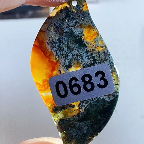 未镶嵌颈饰玛瑙/玉髓飞****1