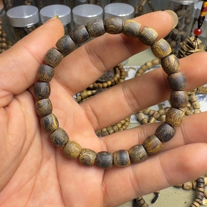 树脂制品沉水浮鼓珠卡8