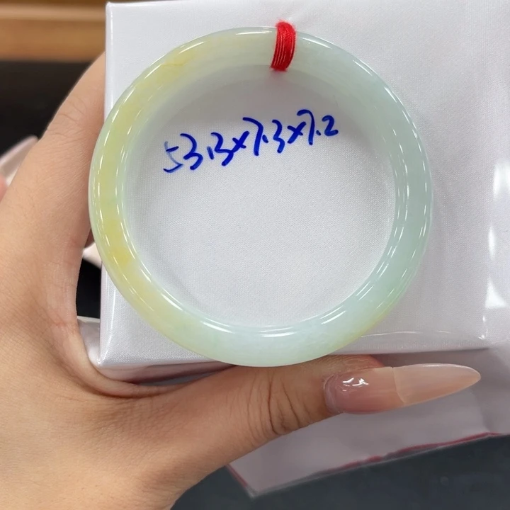 未镶嵌手镯翡翠翡翠