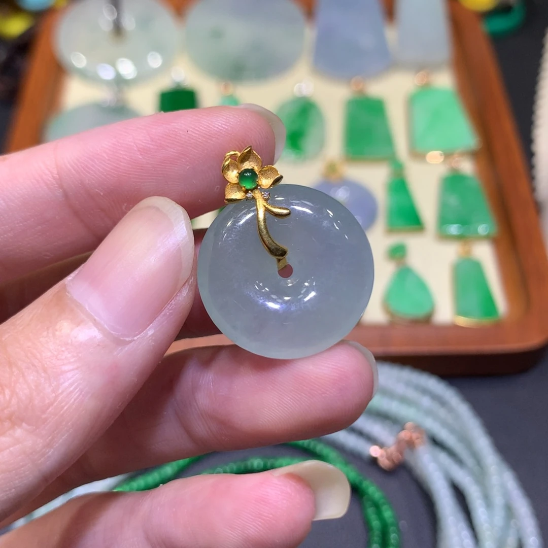 翡翠18K金镶嵌吊坠(不含链)