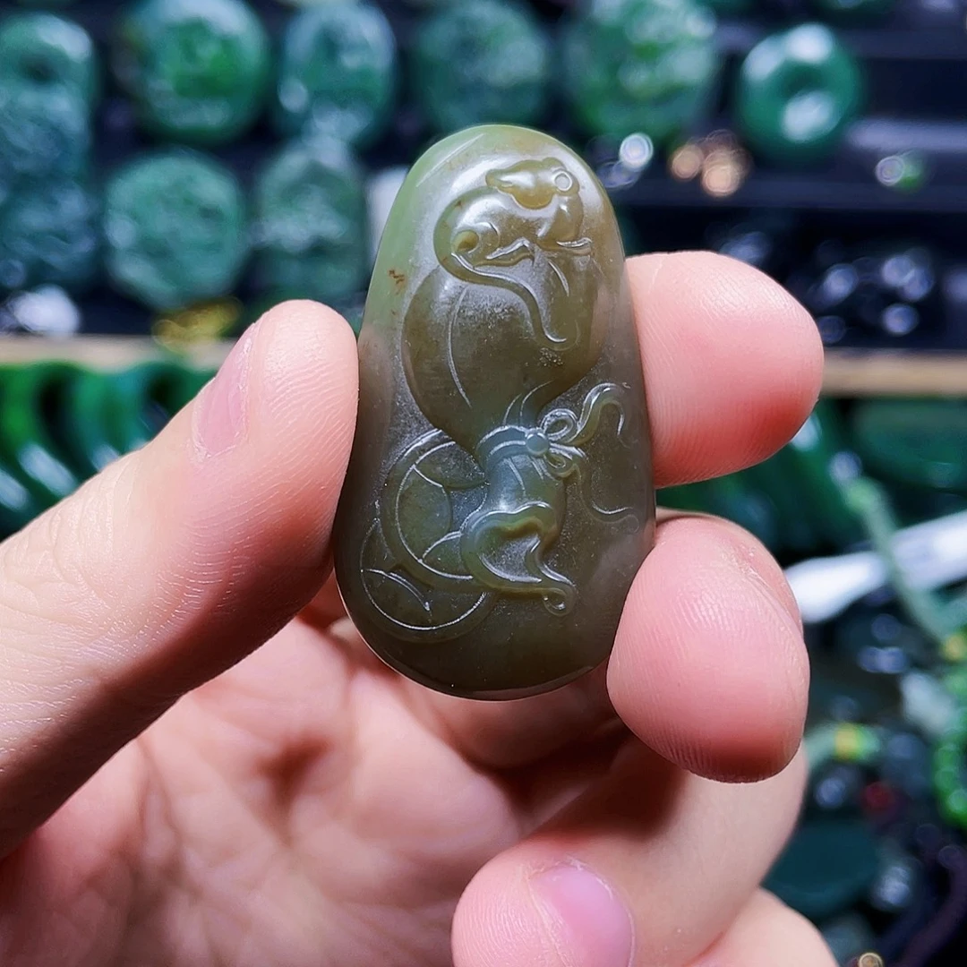 和田玉未镶嵌珠宝半成品