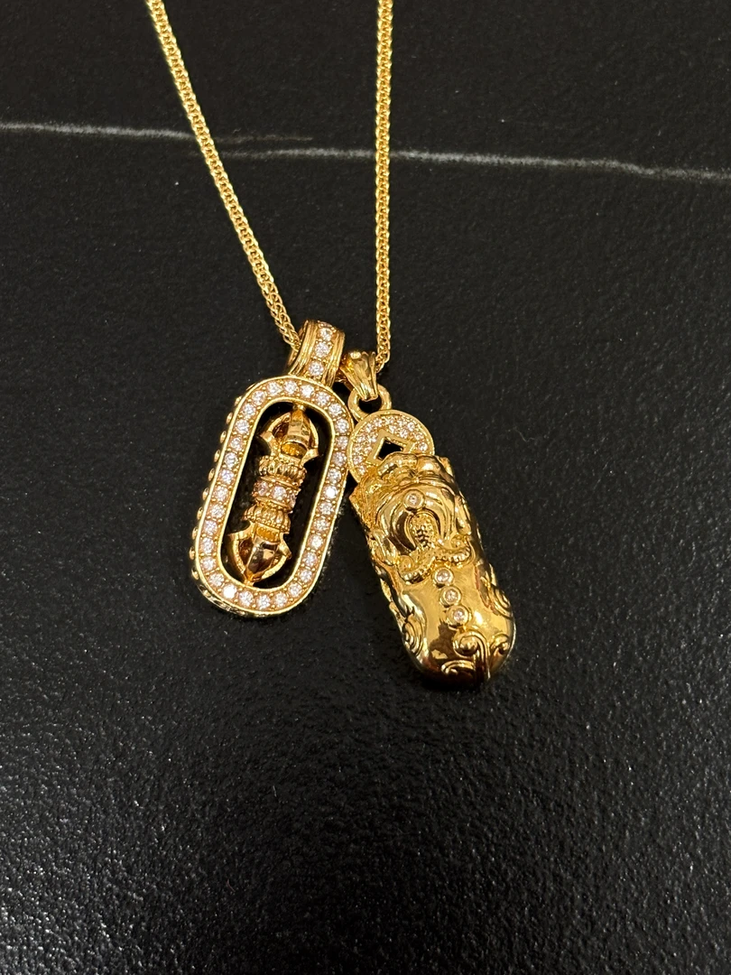 18k金 Au750吊坠 送银项链 a501